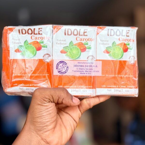 Idole Carrot whitening & Exfoliating Herbal Soap 200g