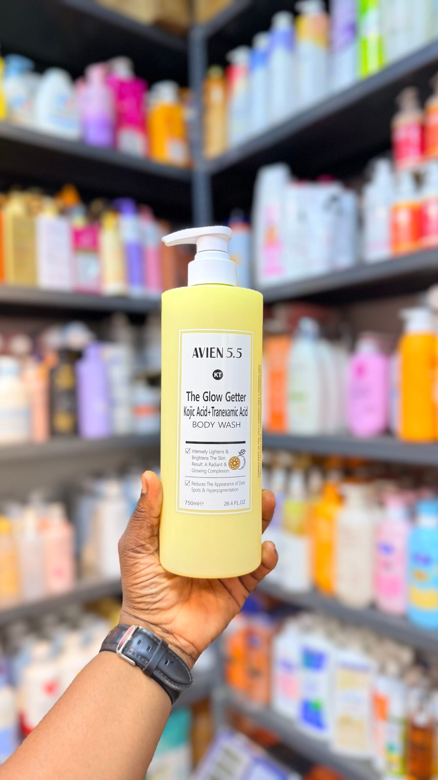 Avien 5.5 The Glow Getter Kojic Acid + Tranexamic Acid Body Wash 750ml