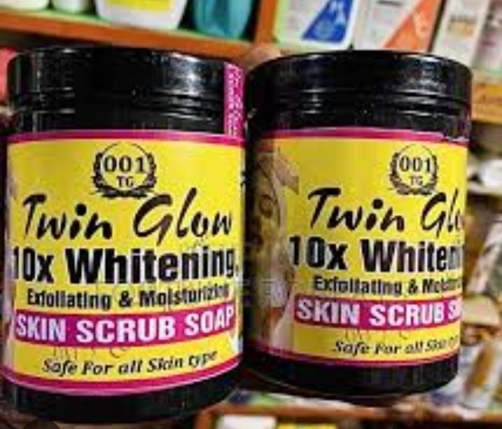 Twin Glow 10x Whitening, Exfoliating And Moisturising Skin Scrub Soap 500ml