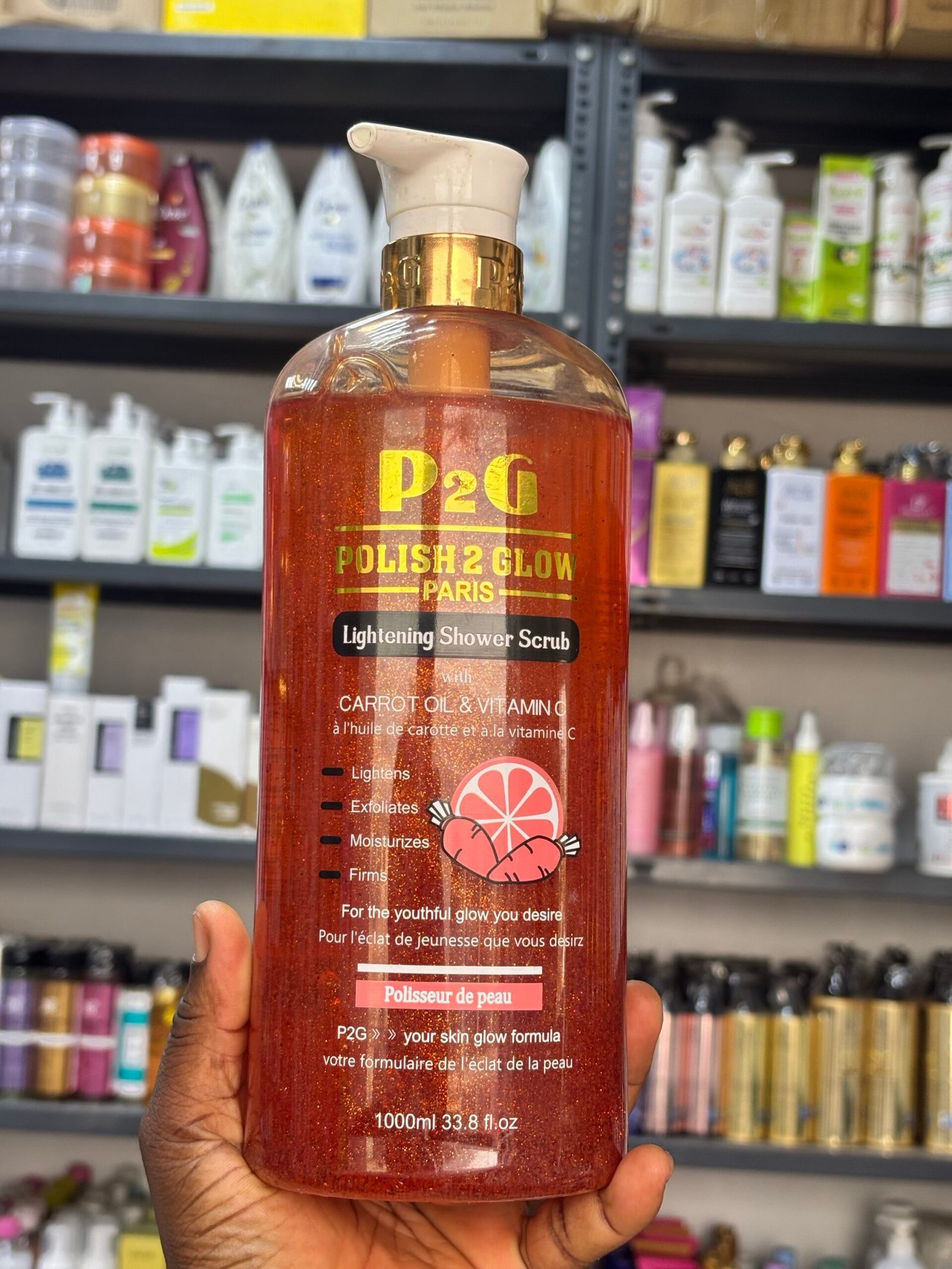 P2G polish 2 glow Paris lightening shower scrub with carrot oil & vitamin c 1000ml